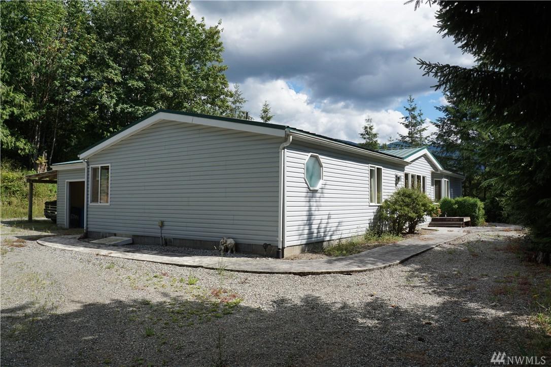 6704 Mt Baker Hwy - Photo 1