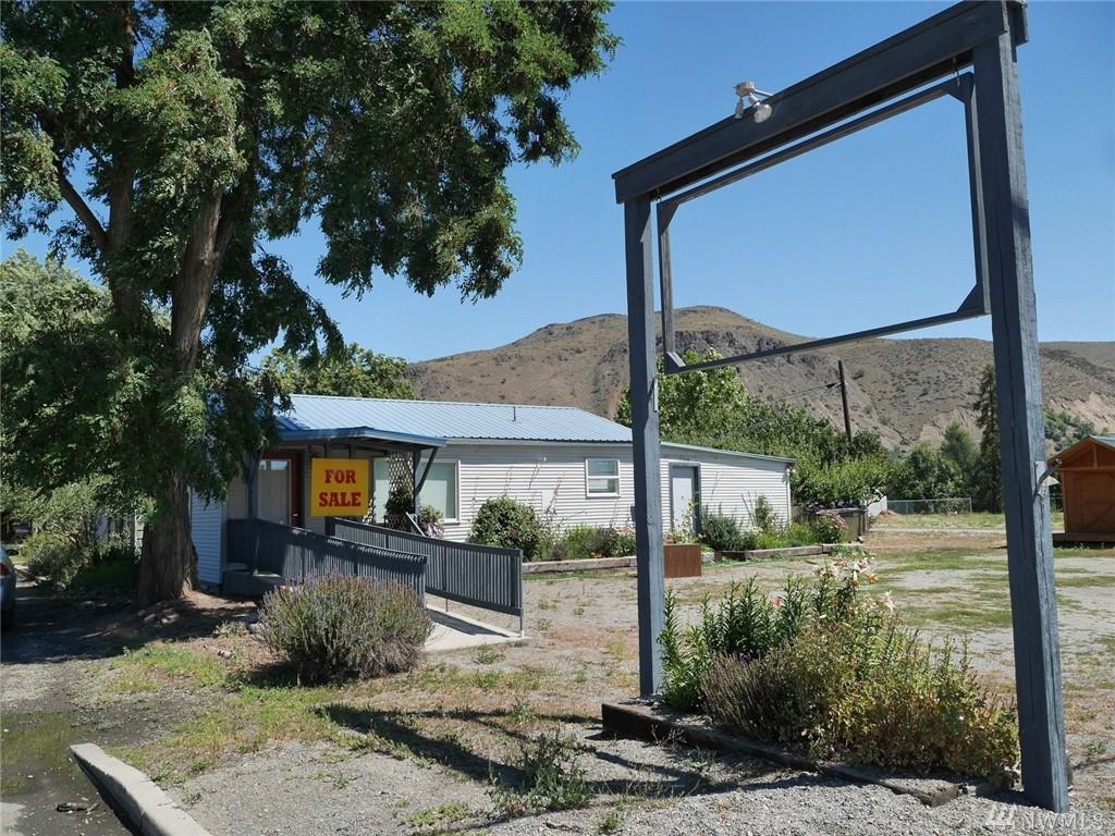 502 Methow Valley Hwy St - Photo 1