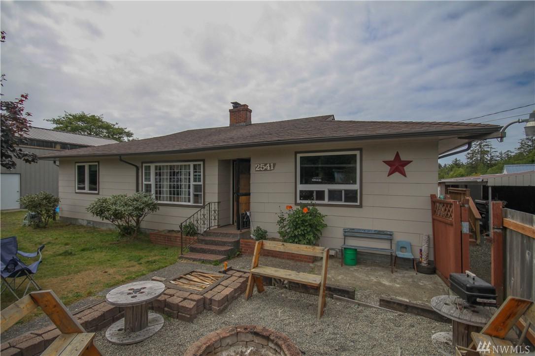 2541 Evergreen Park - Photo 1
