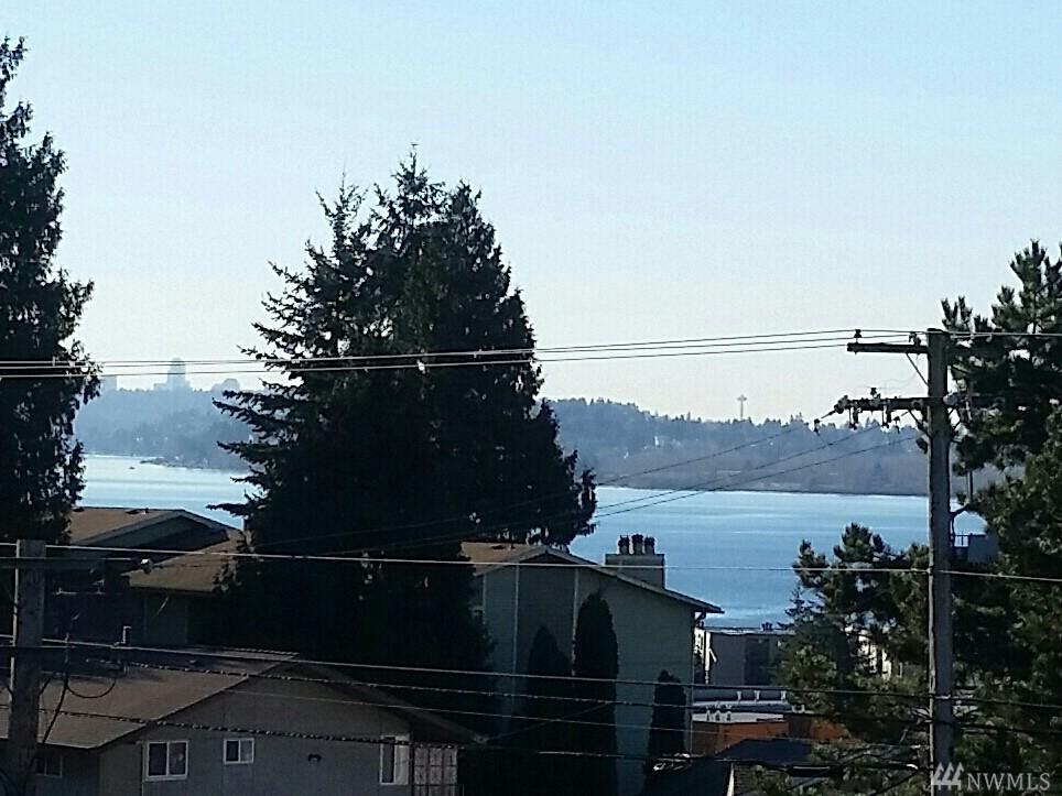 11920 100th Ave - Photo 1