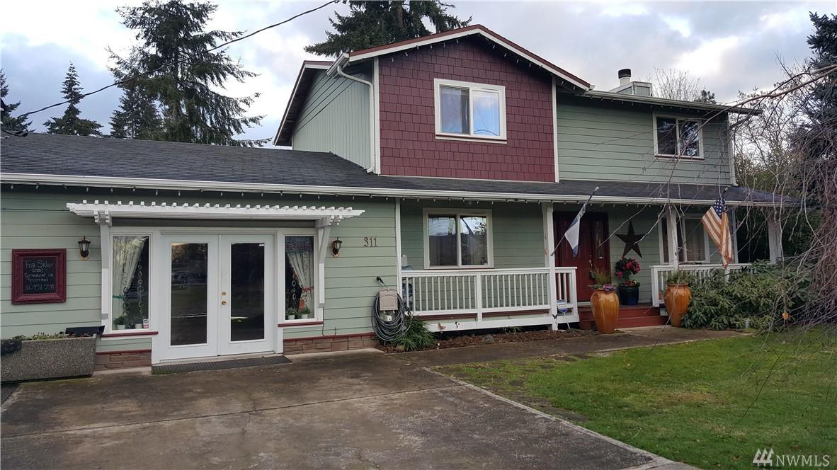 311 Mckenzie Ave - Photo 1