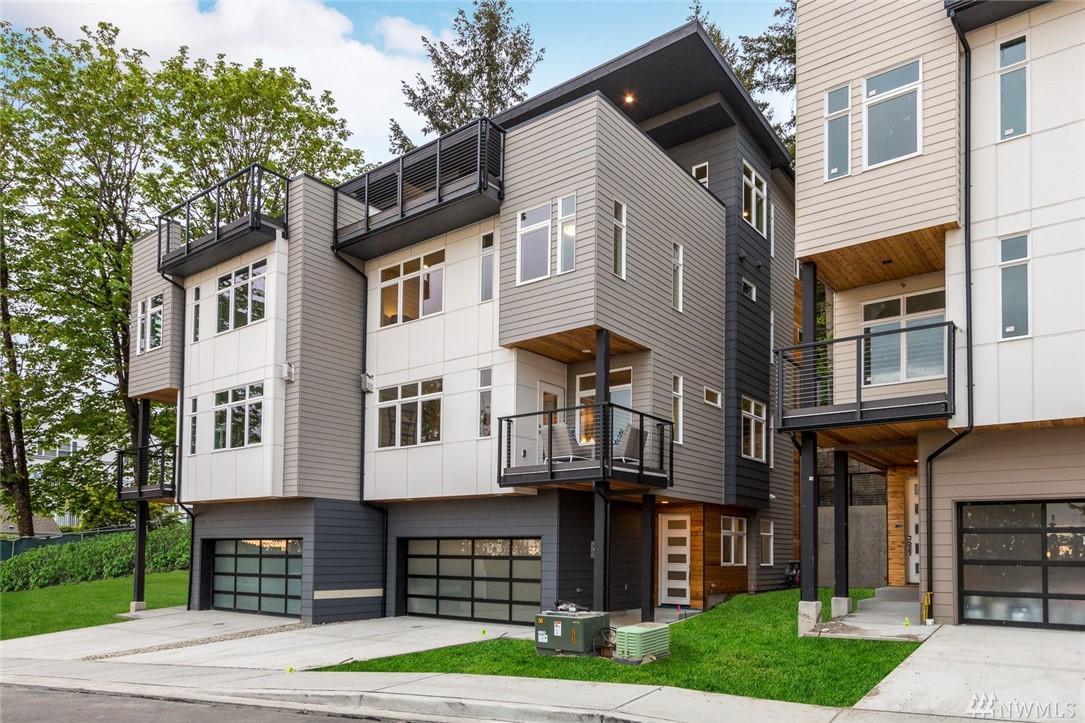 4041 129th Place Se (Unit 13) - Photo 1
