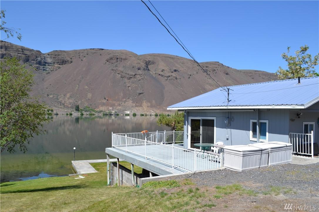 32686 Lakeshore Dr - Photo 1