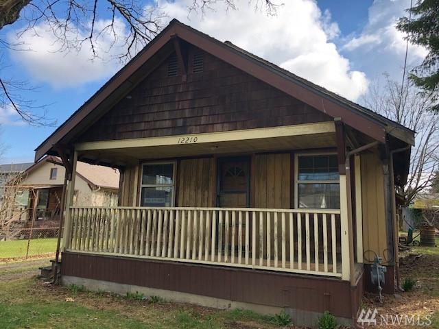 12210 Roseberg Ave - Photo 1