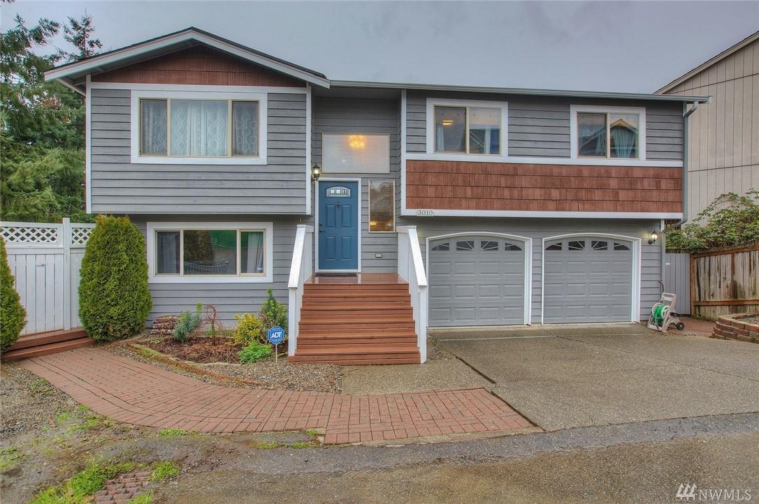 3010 Charlestown St - Photo 1
