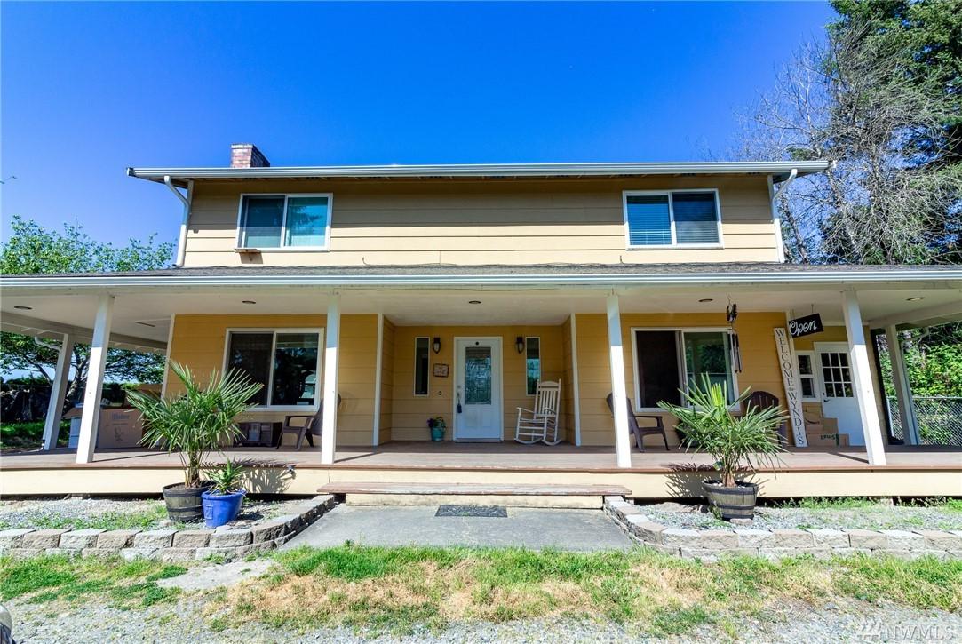 6606 Vickery Ave - Photo 1