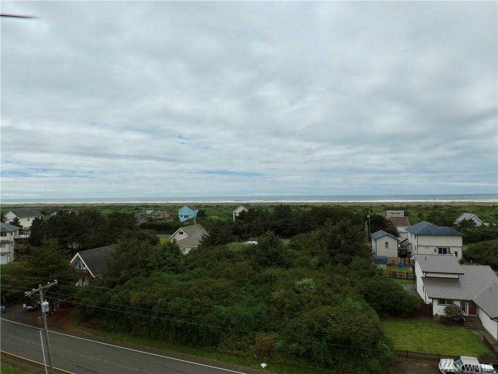 221 Os Blvd - Photo 1