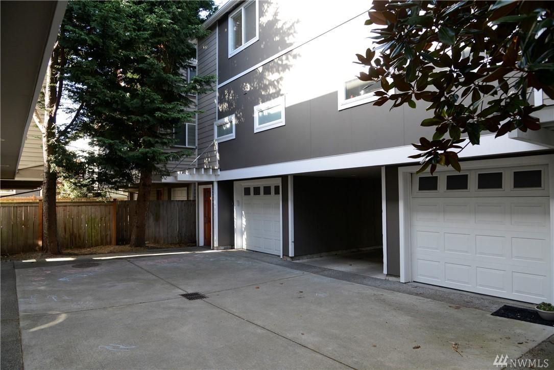 4521 40th Ave - Photo 1
