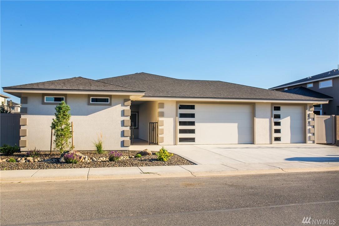 203 Country Side Ave - Photo 1