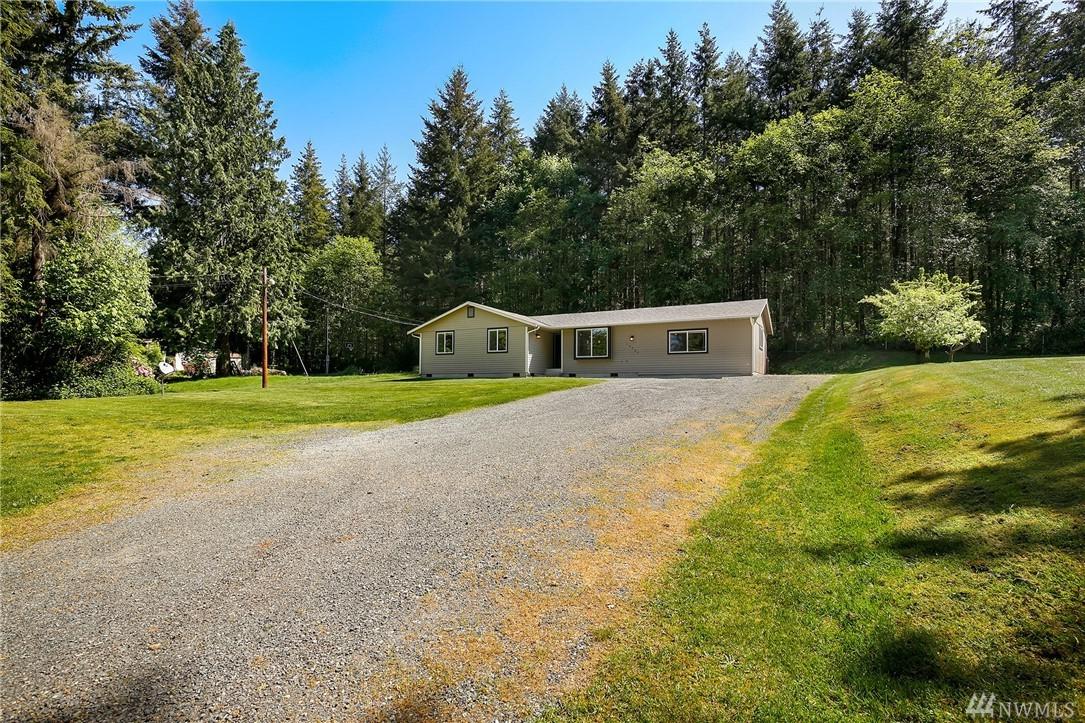 14707 Lake Goodwin Rd - Photo 1