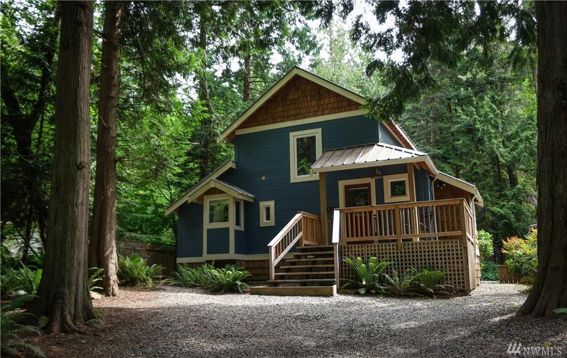 722 Claire Lane - Photo 1