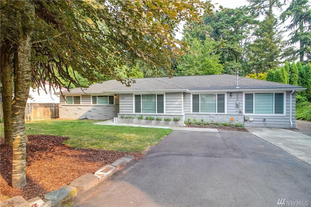 12654 80th St - Photo 1