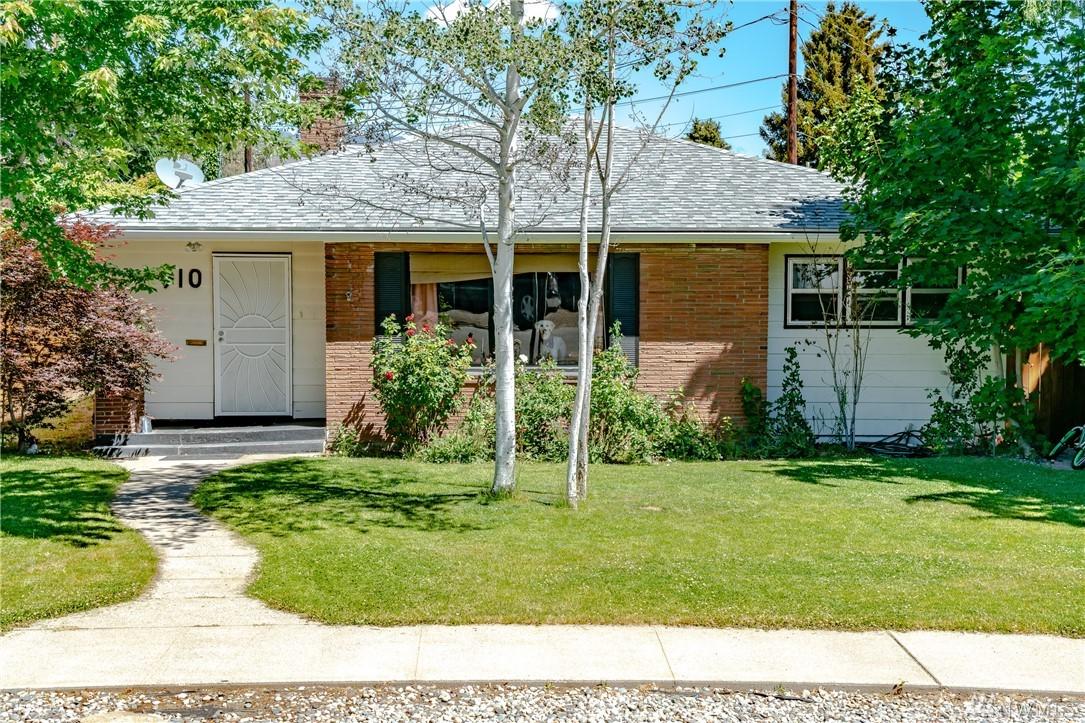 910 Plum St - Photo 1
