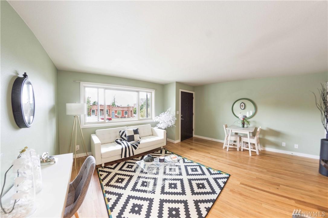 7106 California Ave - Photo 1