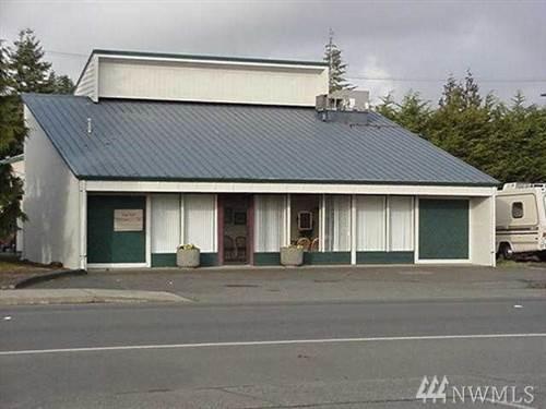 1606 Simpson Ave - Photo 1