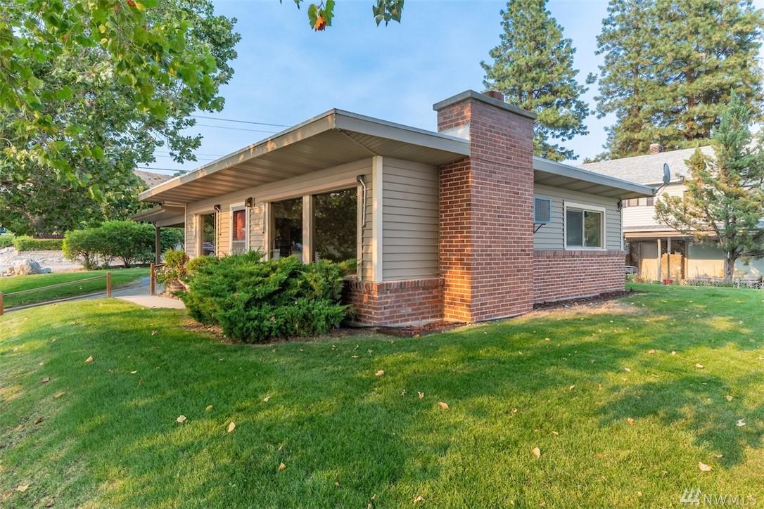 406 Saunders St - Photo 1