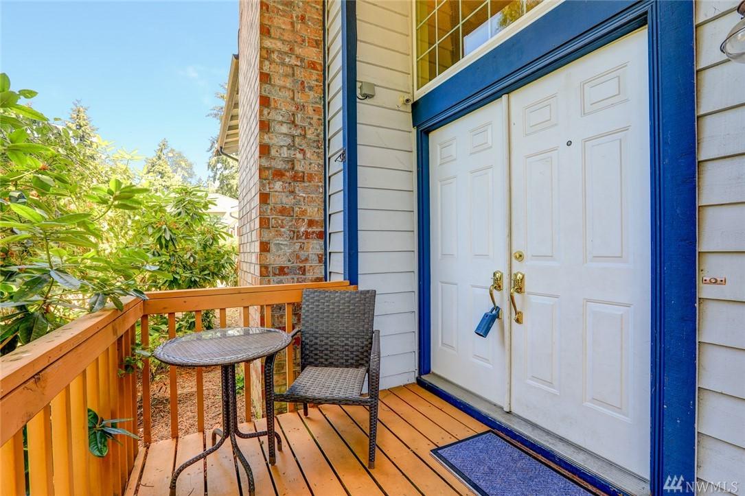 515 328th Ct - Photo 1