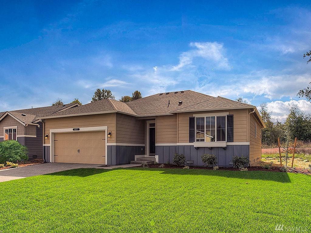 108 Hickory Ave - Photo 1