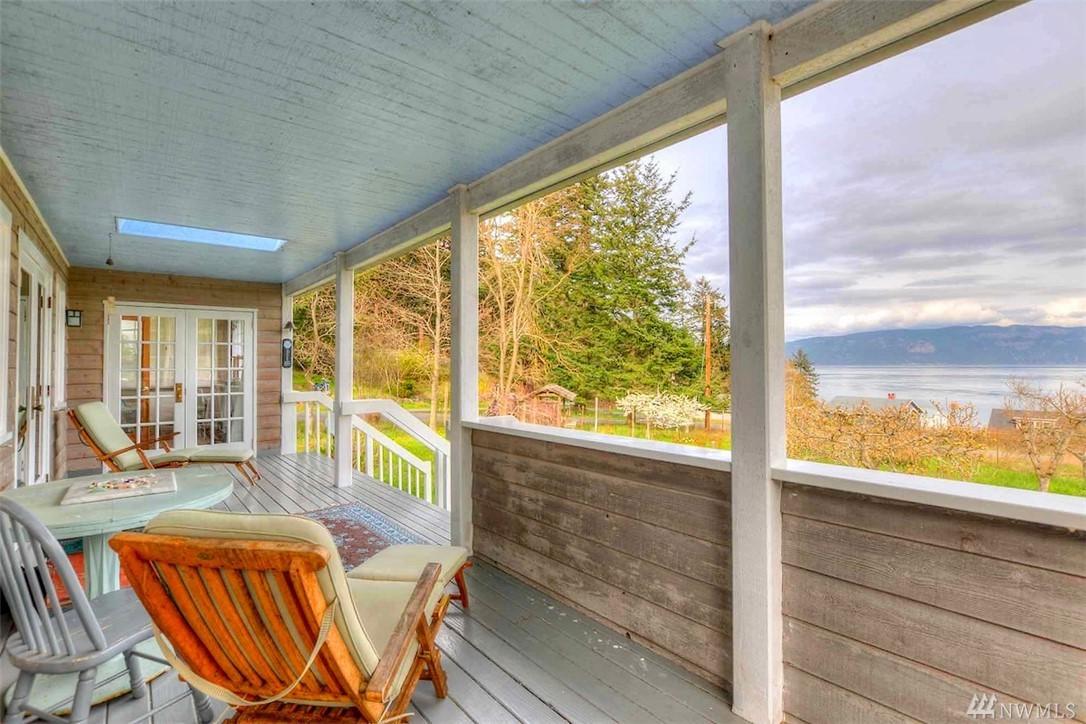556 Sea Acres Rd - Photo 1