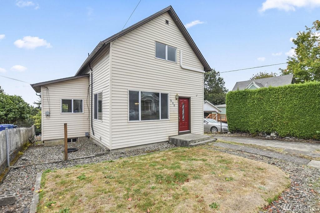 908 Crawford St - Photo 1
