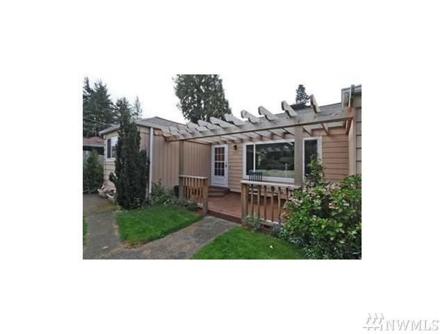1925 107th St - Photo 1