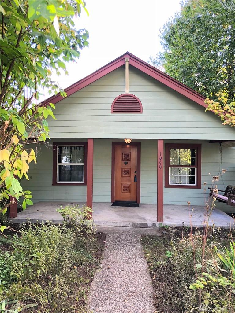 1959 Union Ave - Photo 1