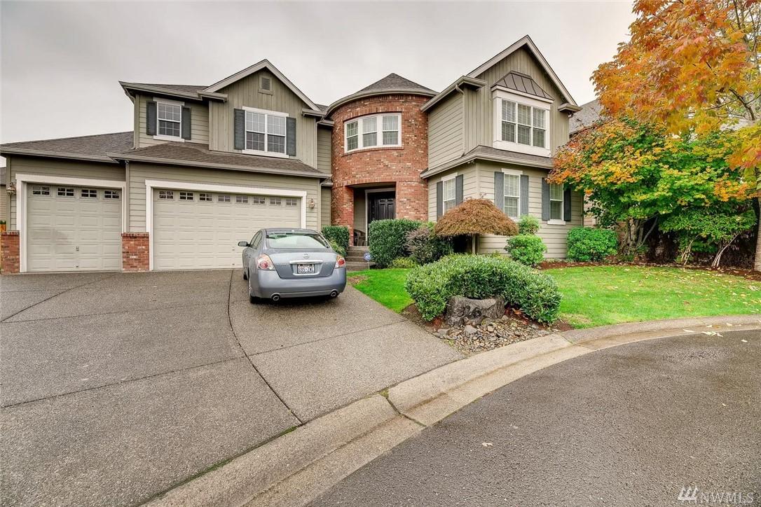 326 239th Ct - Photo 1