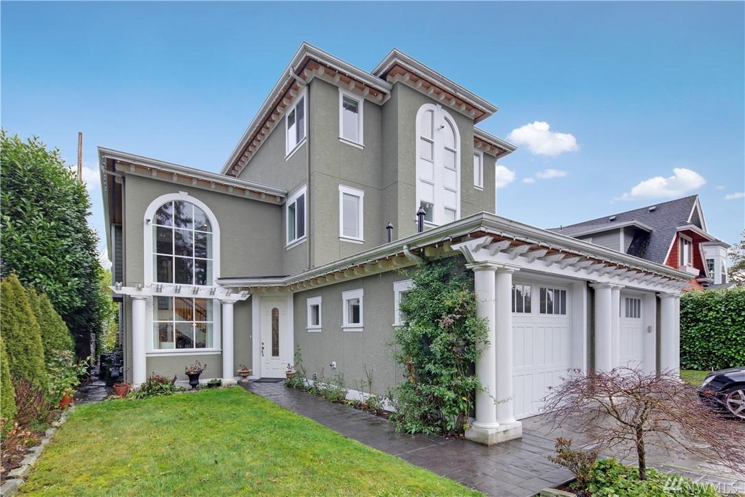 2316 103rd Ave - Photo 1