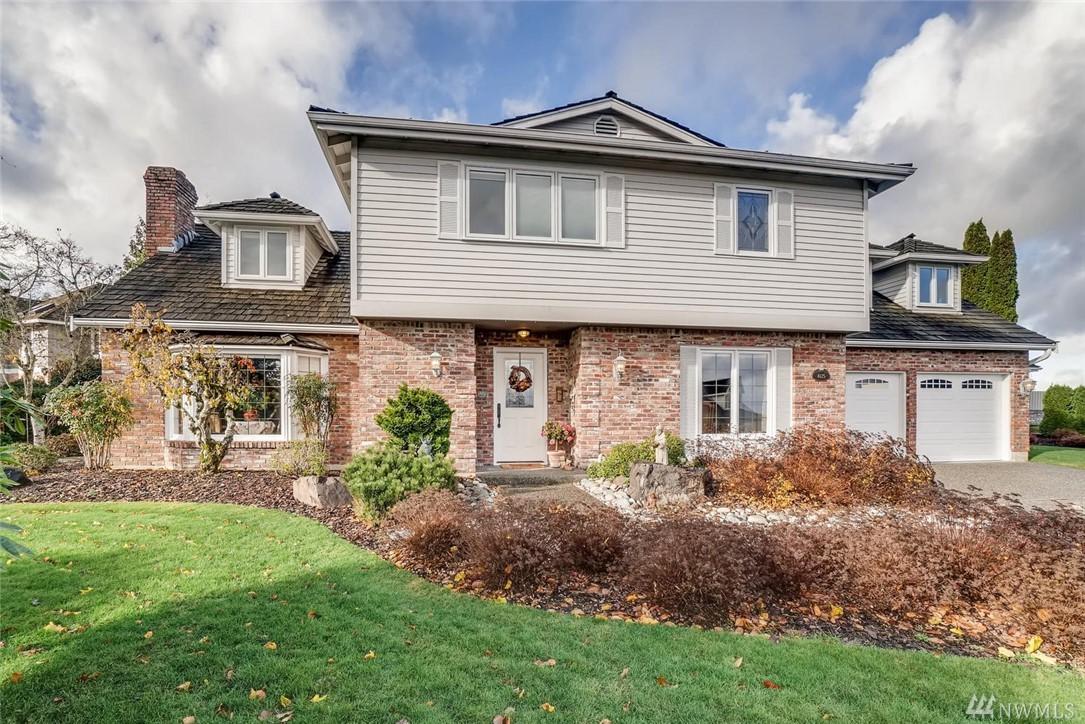 4625 175th Ave - Photo 1