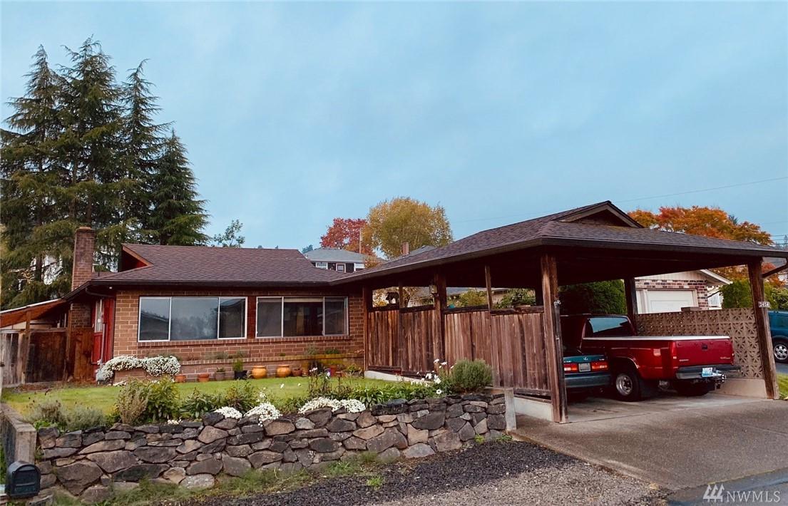 3404 Ross Ave - Photo 1