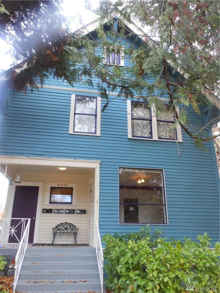 4238 Thackeray Place - Photo 1
