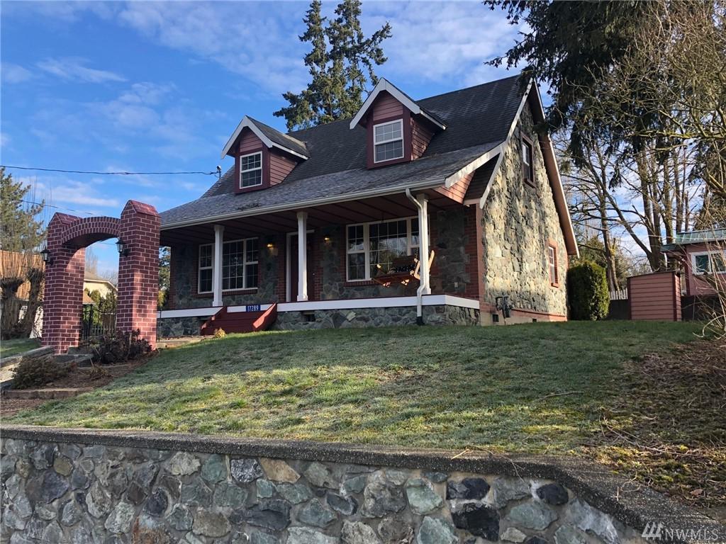 17289 Lake View Blvd - Photo 1