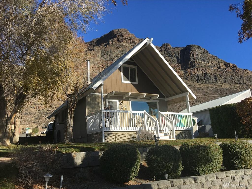 1161 Section Place - Photo 1