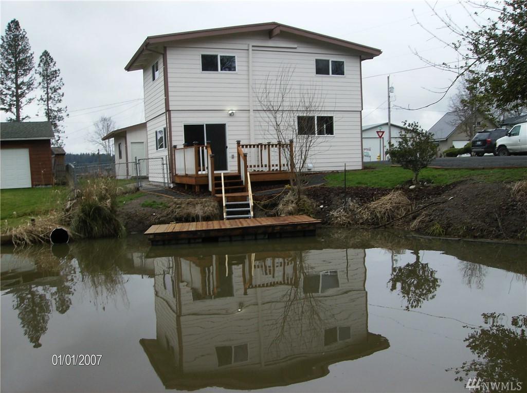 100 Community Dr - Photo 1