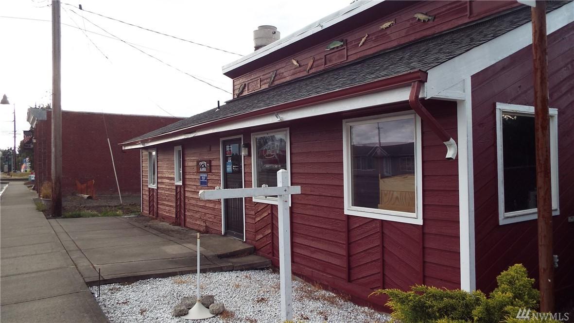 114 Washington Ave - Photo 1