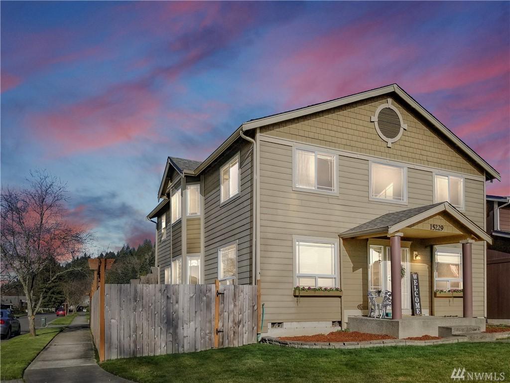 15229 46th St Ct - Photo 1