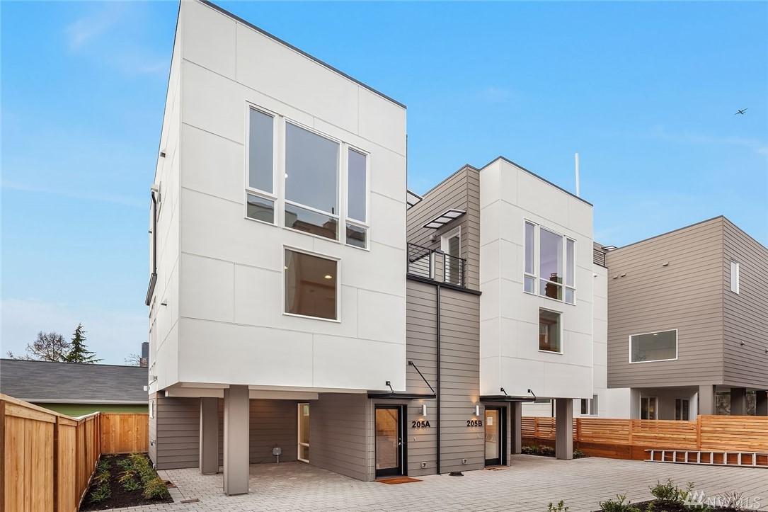 205 16th Ave - Photo 1