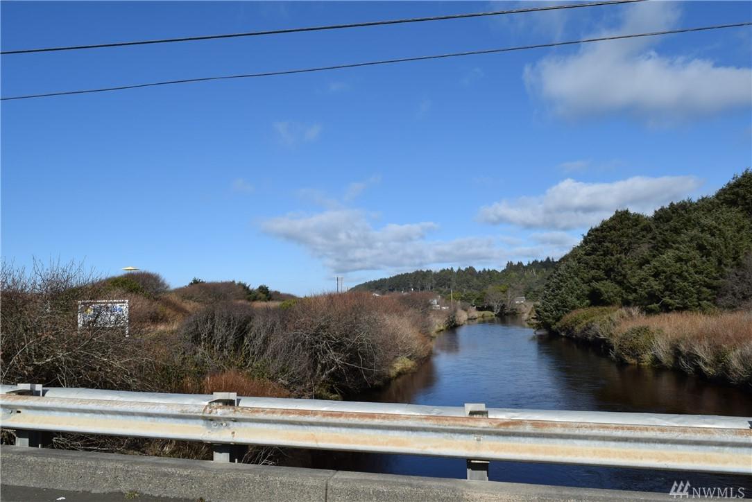 5 Block Riverside - Photo 1