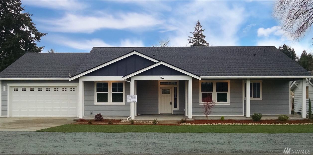 114 Cedar Ave - Photo 1
