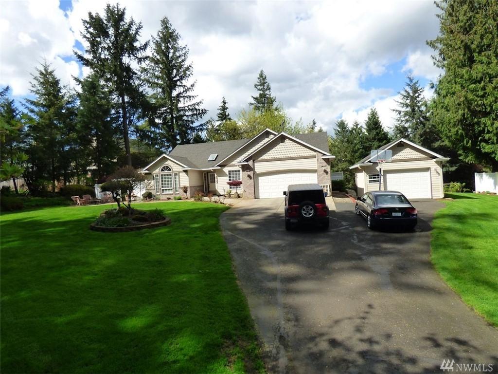 2916 72 St - Photo 1