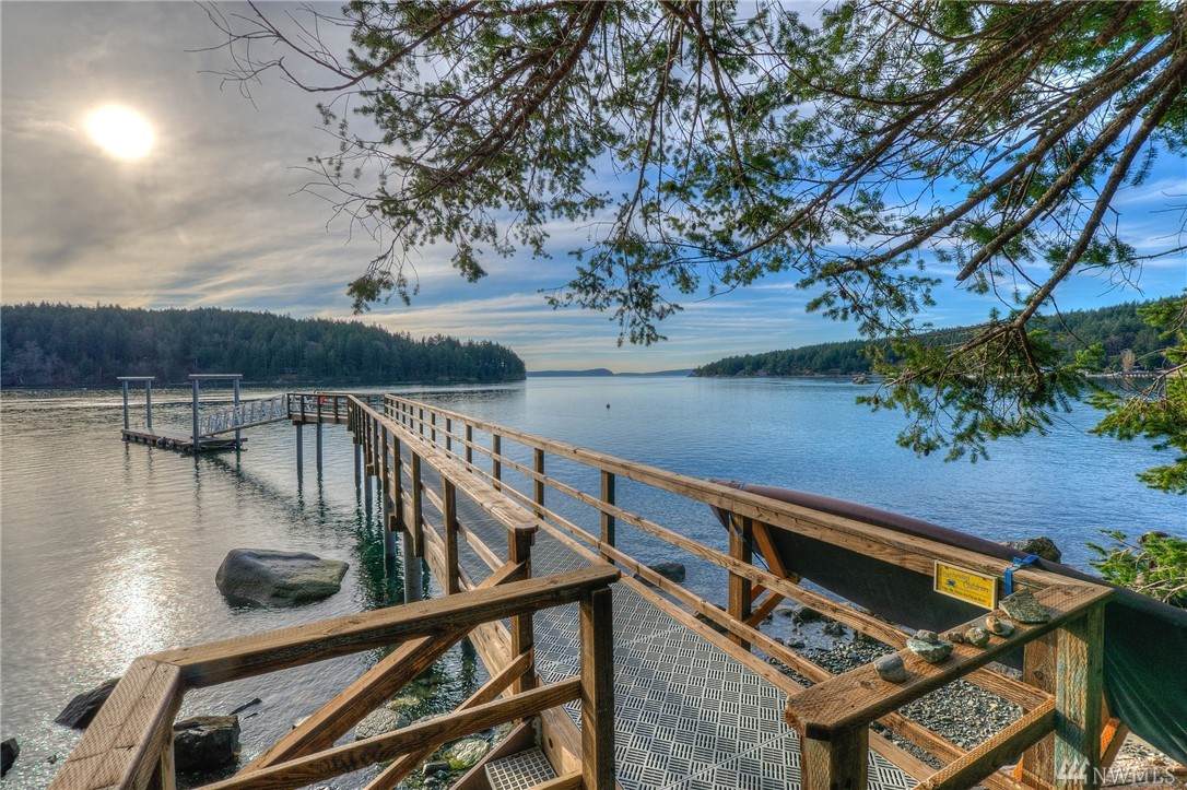650 Deer Point Rd - Photo 1