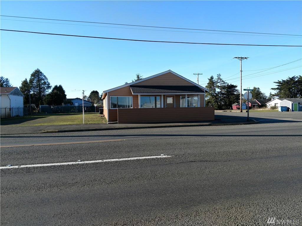 203 Montesano St - Photo 1