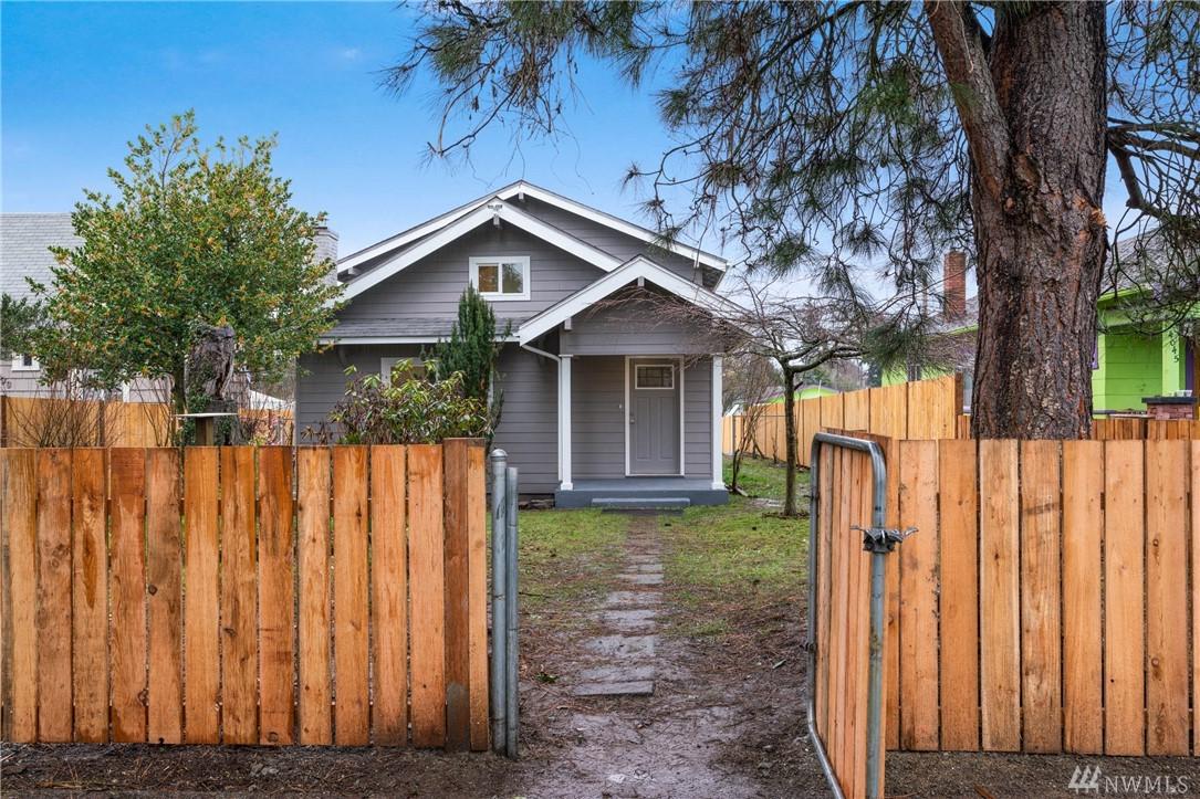 4041 D St - Photo 1