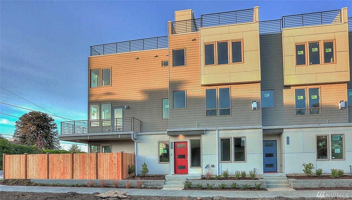 308 120th St - Photo 1