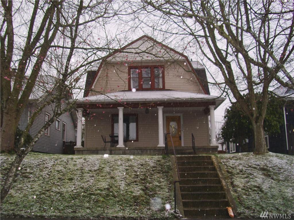 3626 Rockefeller Ave - Photo 1