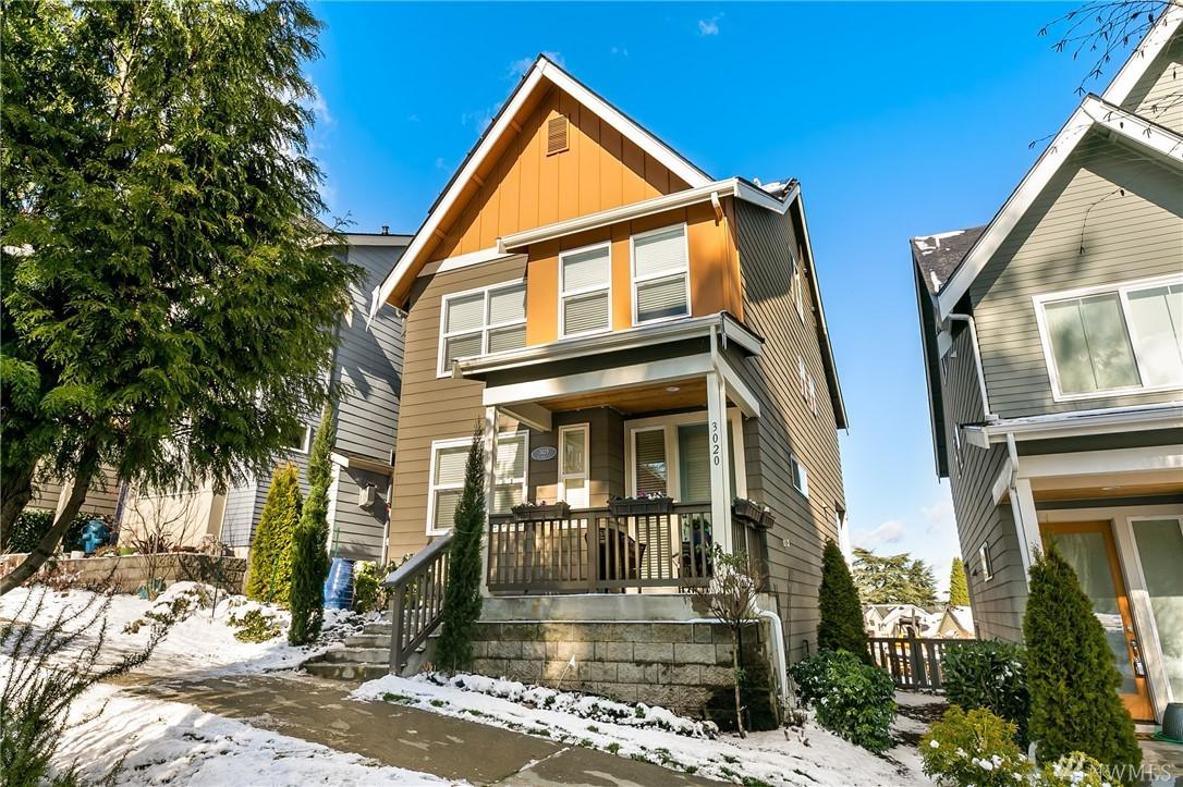 3020 Holly St - Photo 1