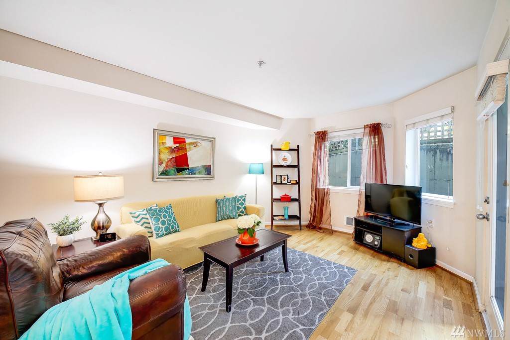 2530 15th Ave - Photo 1