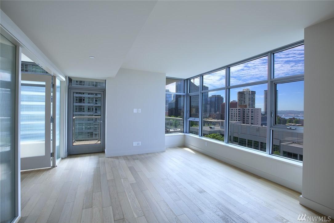 583 Battery St - Photo 1