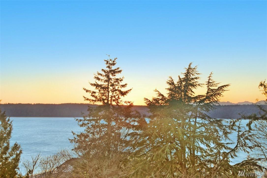 17017 33rd Ave - Photo 1
