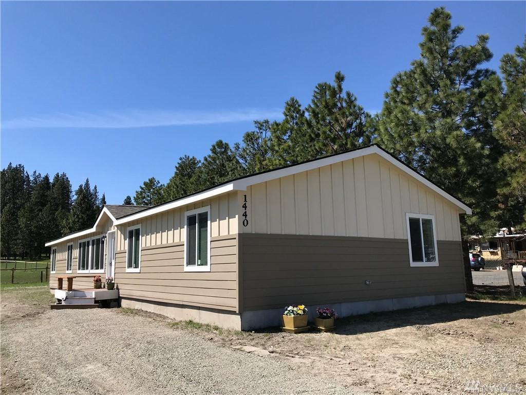 1440 Sunlight Dr - Photo 1